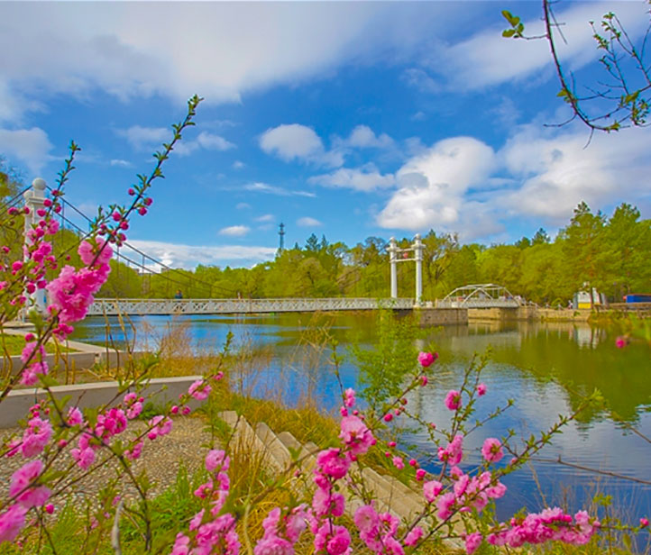 扎蘭屯吊橋公園